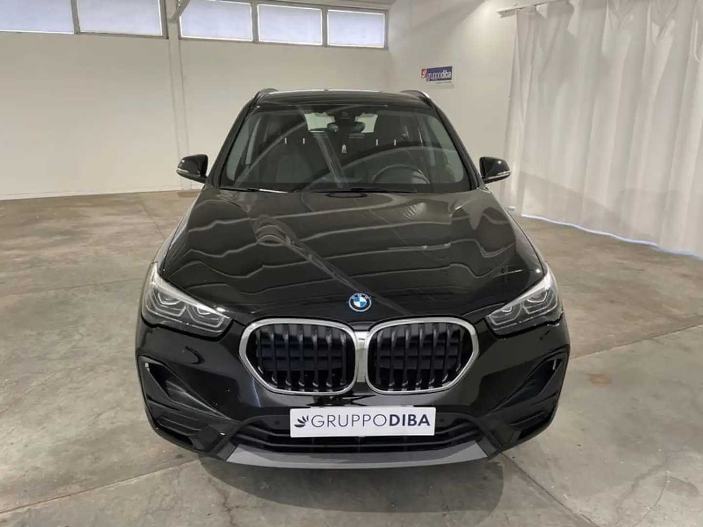 BMW X1 F48 2019 Benzina xdrive25e Business Advantage auto Nero - 2