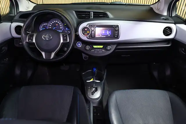 Toyota Yaris view 28