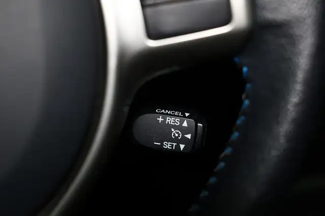 Toyota Yaris view 16