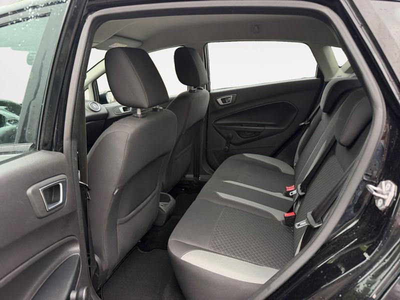 Ford Fiesta 1.25 Celebration — photo 8