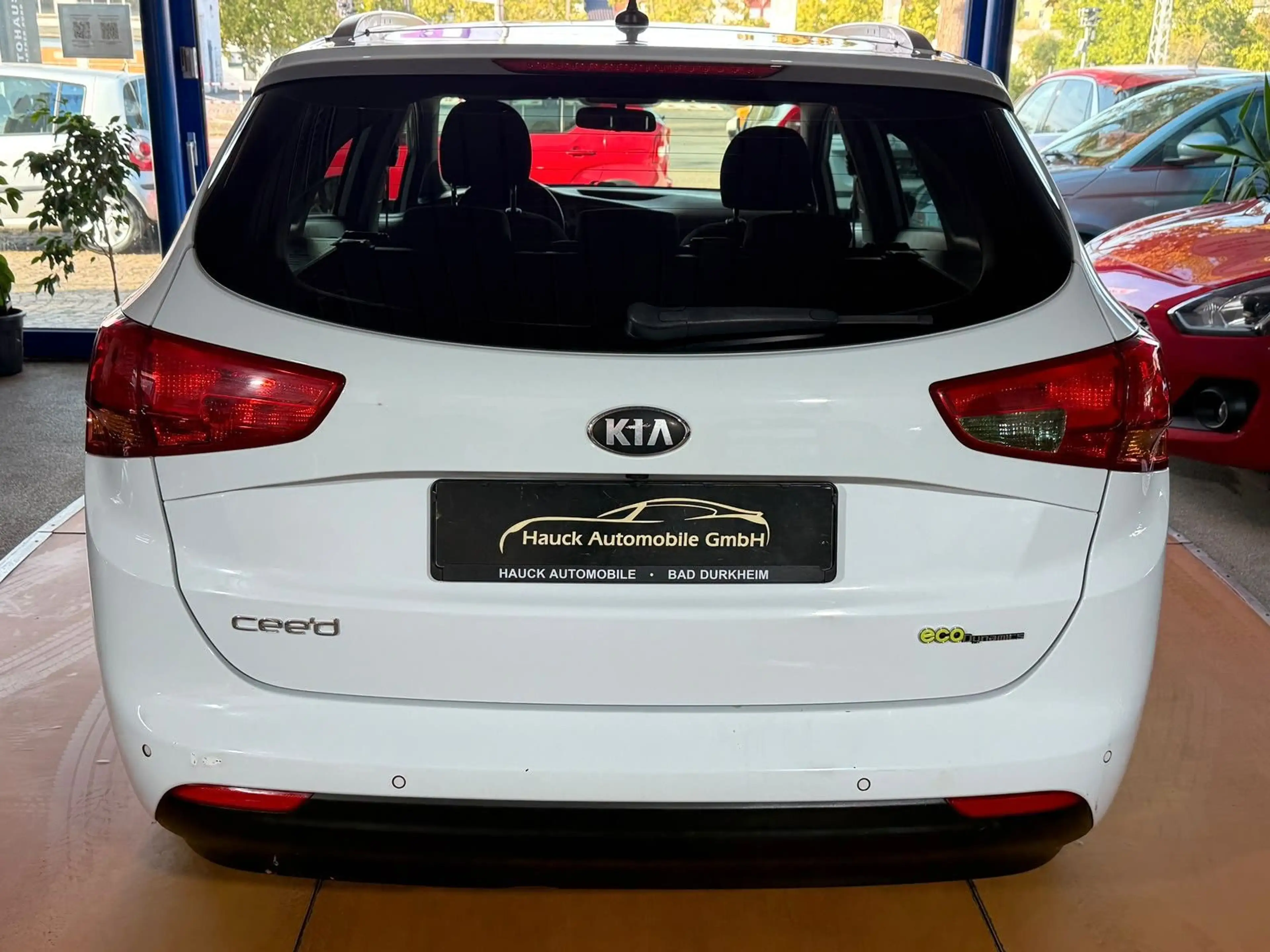 Kia Ceed / cee'd Dream Team R-Kamera / Navi — photo 4