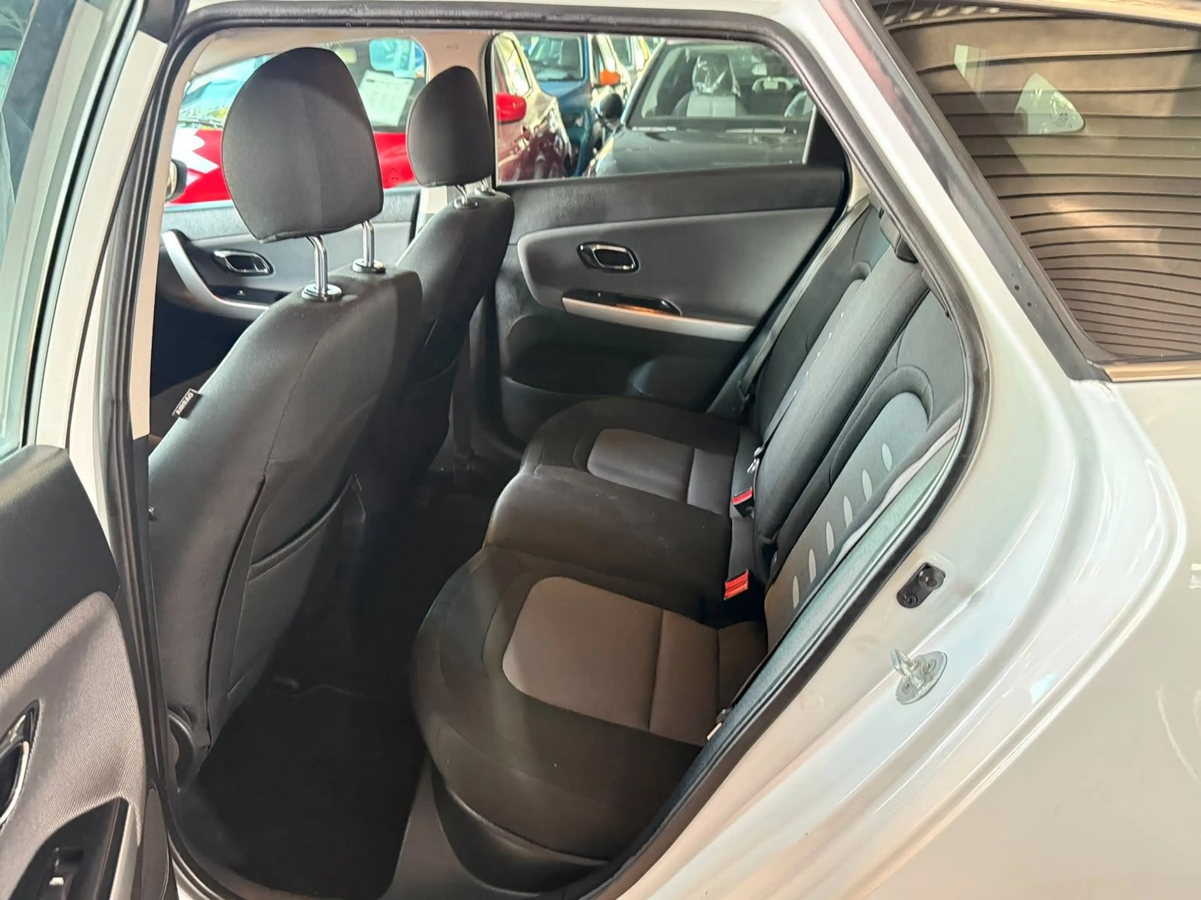 Kia Ceed / cee'd Dream Team R-Kamera / Navi — photo 10