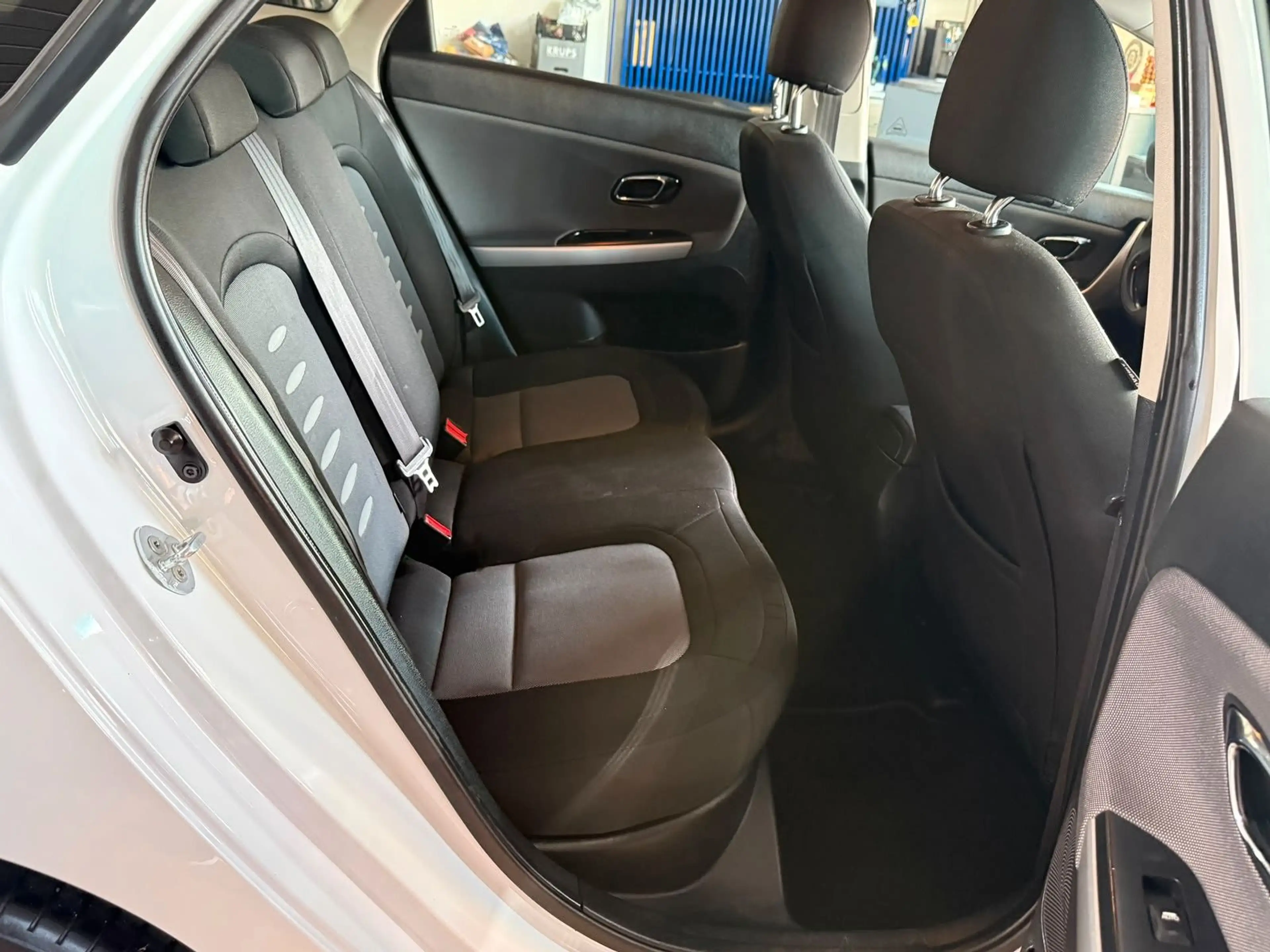 Kia Ceed / cee'd Dream Team R-Kamera / Navi — photo 12