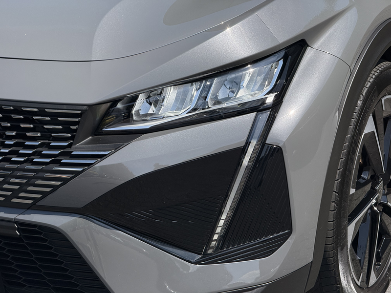 Peugeot 408 1.2 Hybrid 145 e-DCS6 Allure Adapt. Cruise / Camer — photo 9