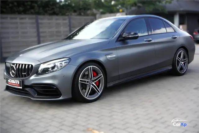 Mercedes-Benz C 63 AMG S - DISTRONIC PLUS - COMAND