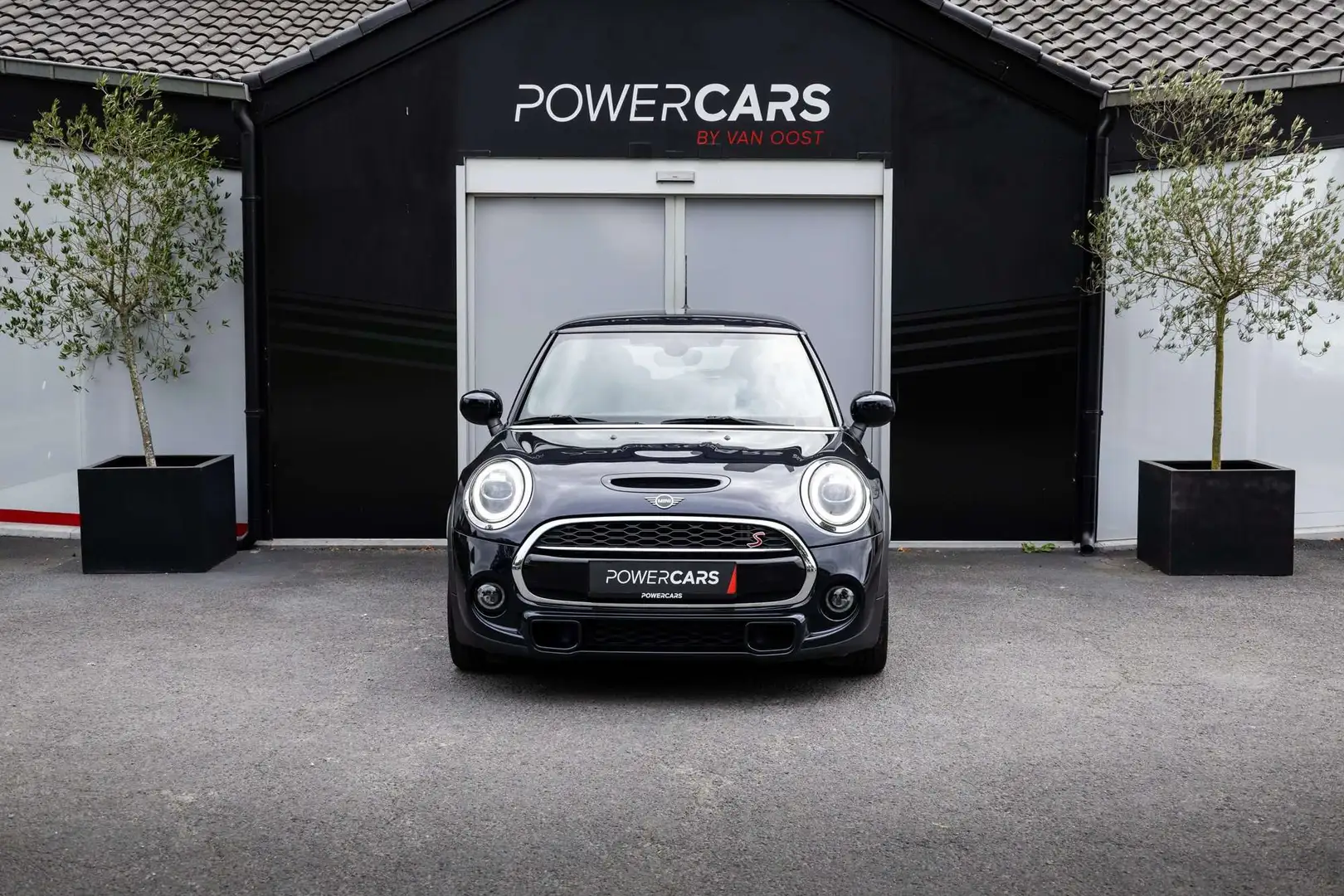 MINI Cooper S Automaat  Leder  H/K  Navi  LED Schwarz - 2