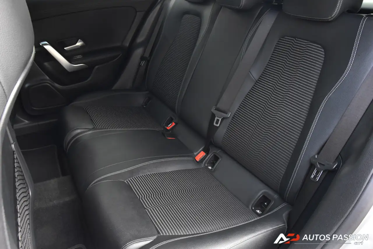 Mercedes-Benz CLA d Business Line Virtual Cockpit Caméra DAB Full LED, миниатюра 19