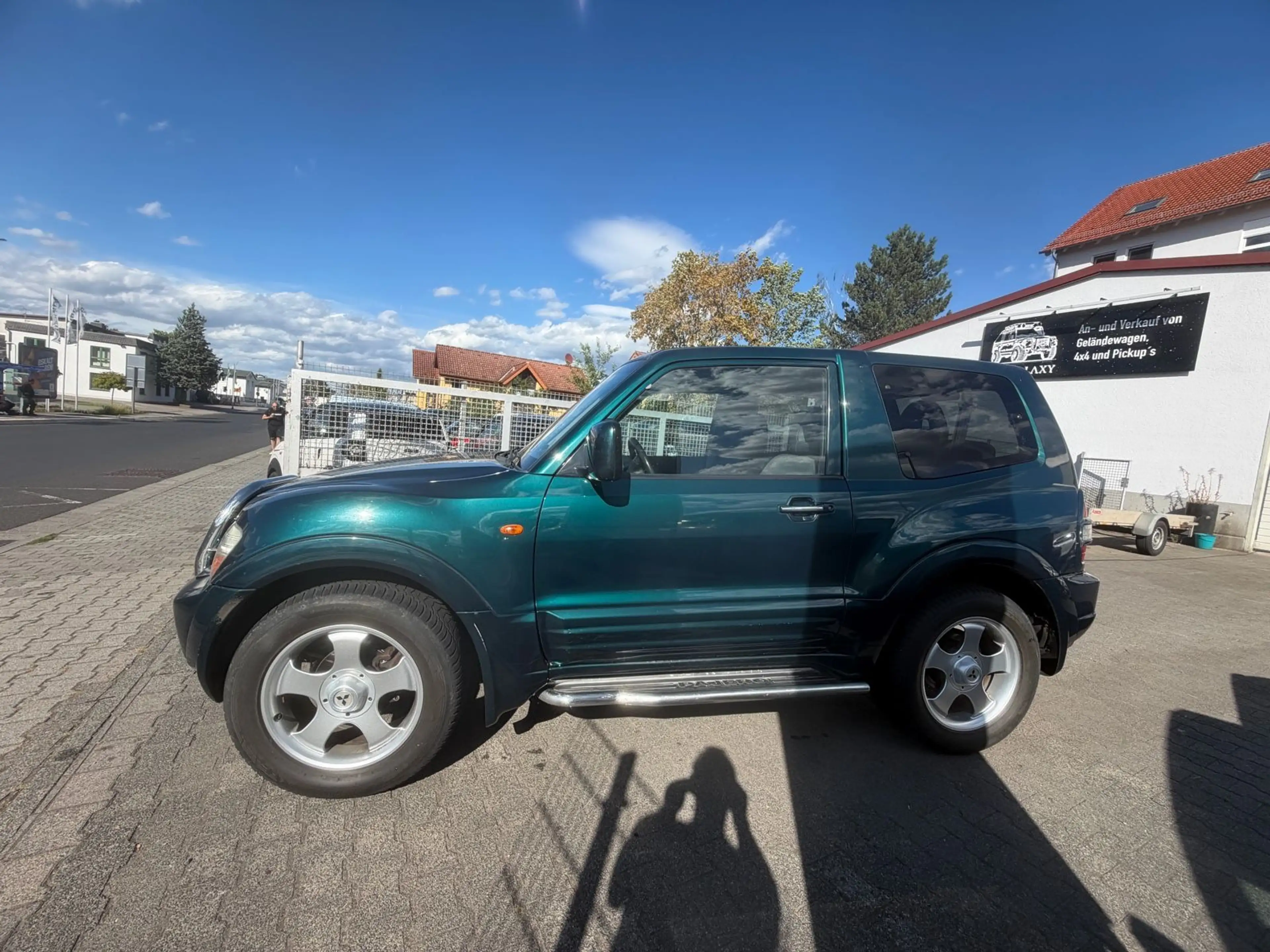 Mitsubishi Pajero 3,2 DI-D Elegance — photo 3