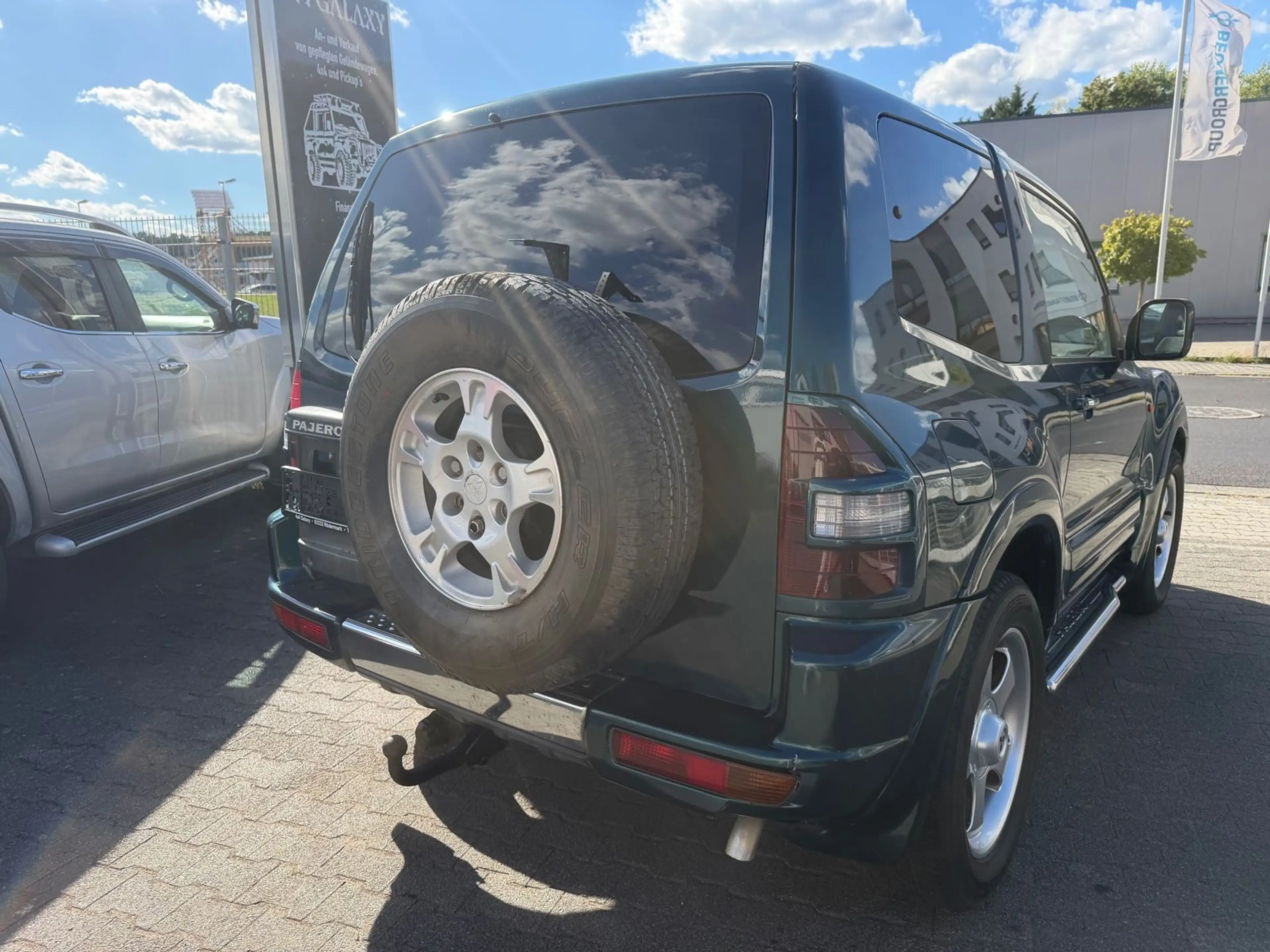 Mitsubishi Pajero 3,2 DI-D Elegance — photo 6