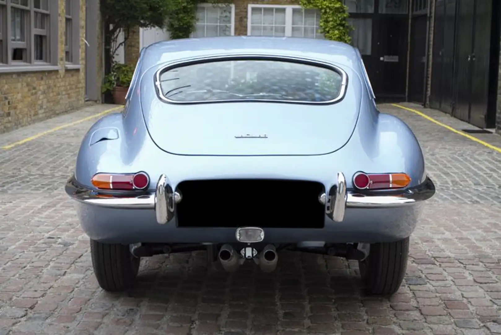 Jaguar E-Pace 4.2 Coupe Bleu - 2