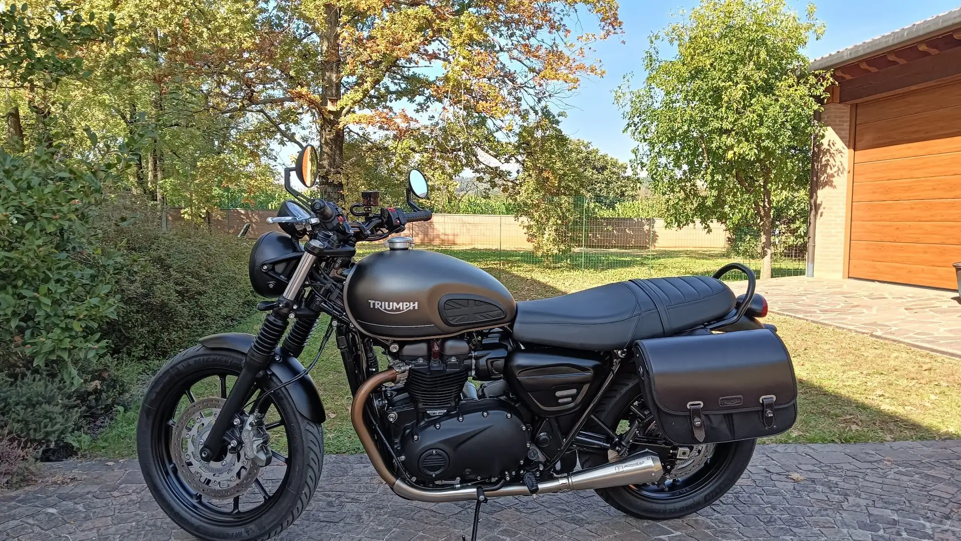 Triumph Speed Twin 900 Grigio - 2