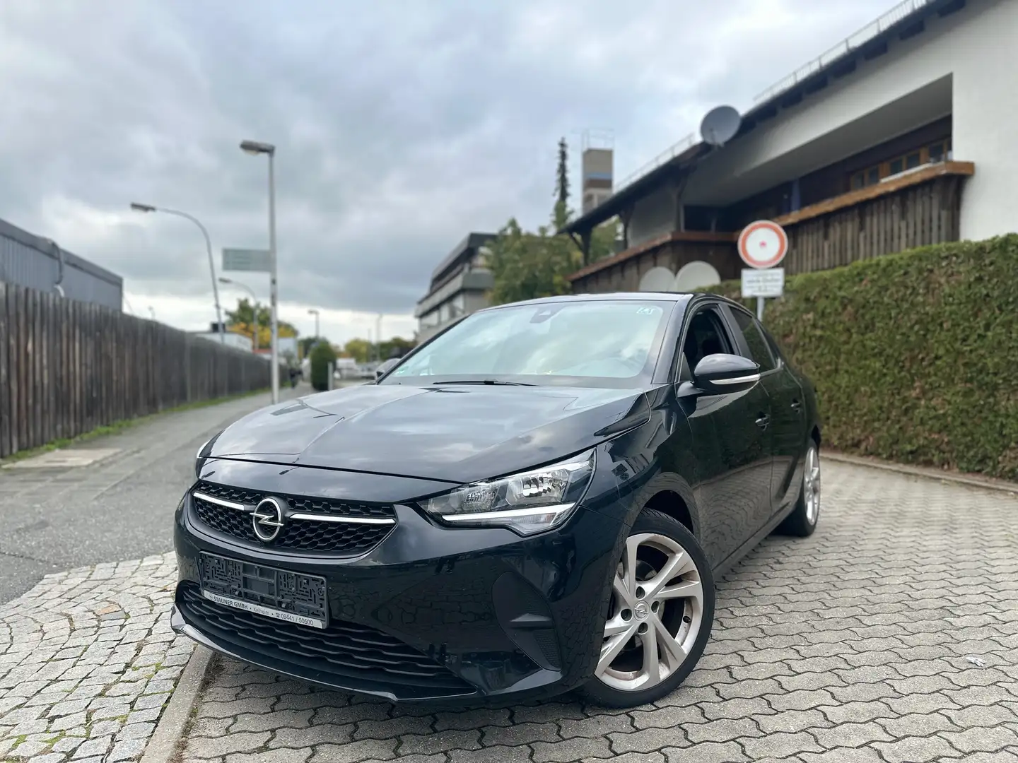 Opel Corsa Edition *Cam*SZH*PDC*Car-Play*Klima*SPUR-HA* Schwarz - 1