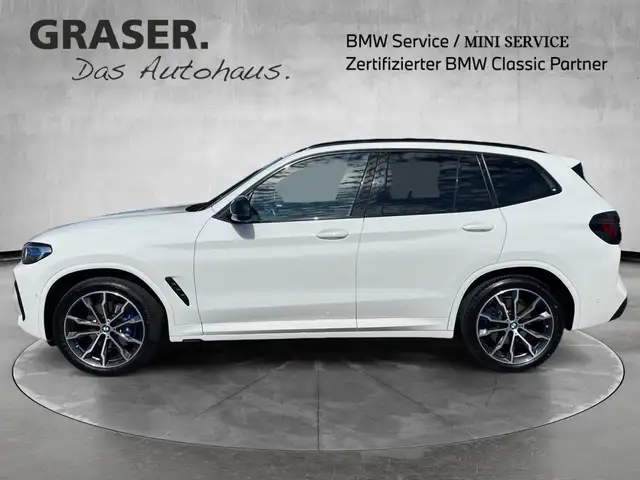 BMW X3 M view 2