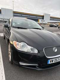 4.2i V8 Premium Luxury