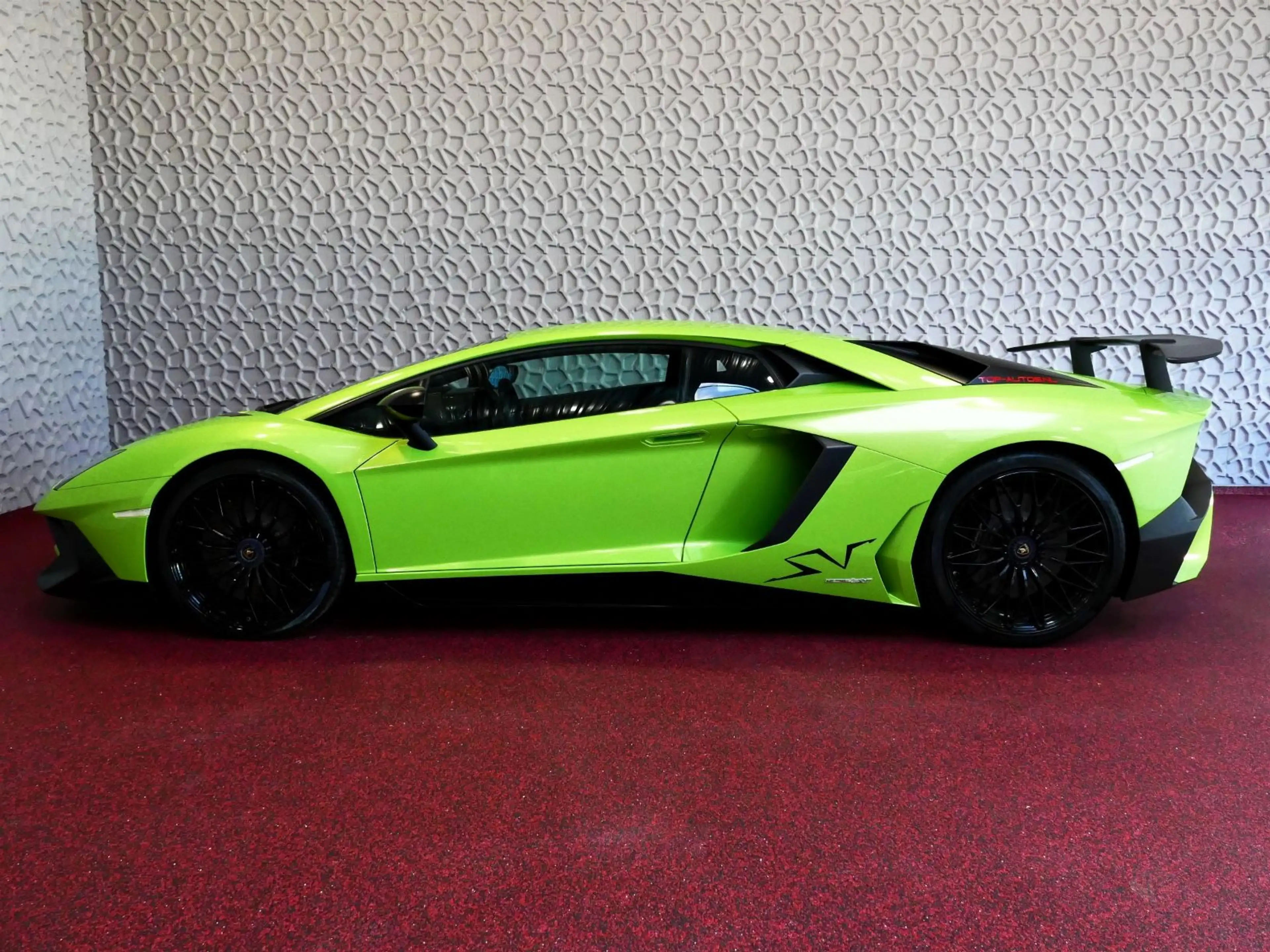 Lamborghini Aventador 6.5 V12 LP750-4 SV SUPERVELOCE VERDE ITHACA INKL. — photo 35