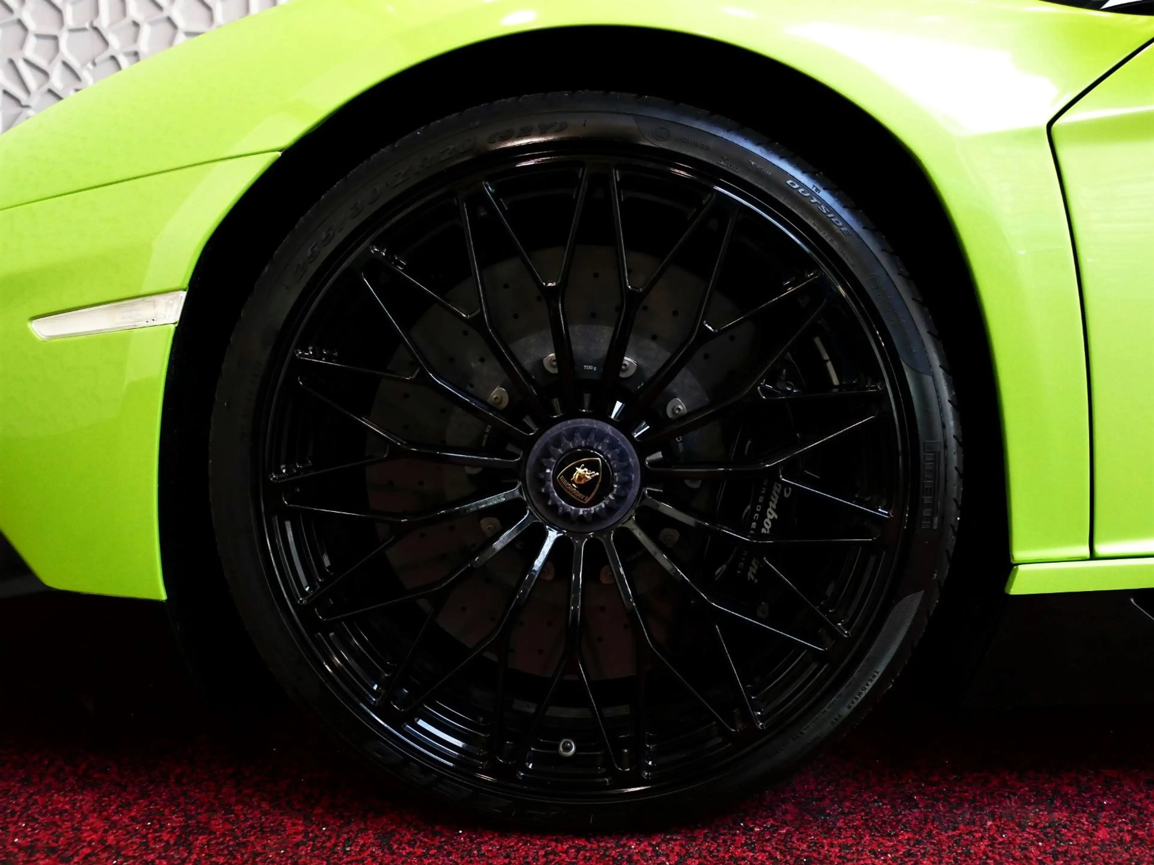 Lamborghini Aventador 6.5 V12 LP750-4 SV SUPERVELOCE VERDE ITHACA INKL. — photo 37
