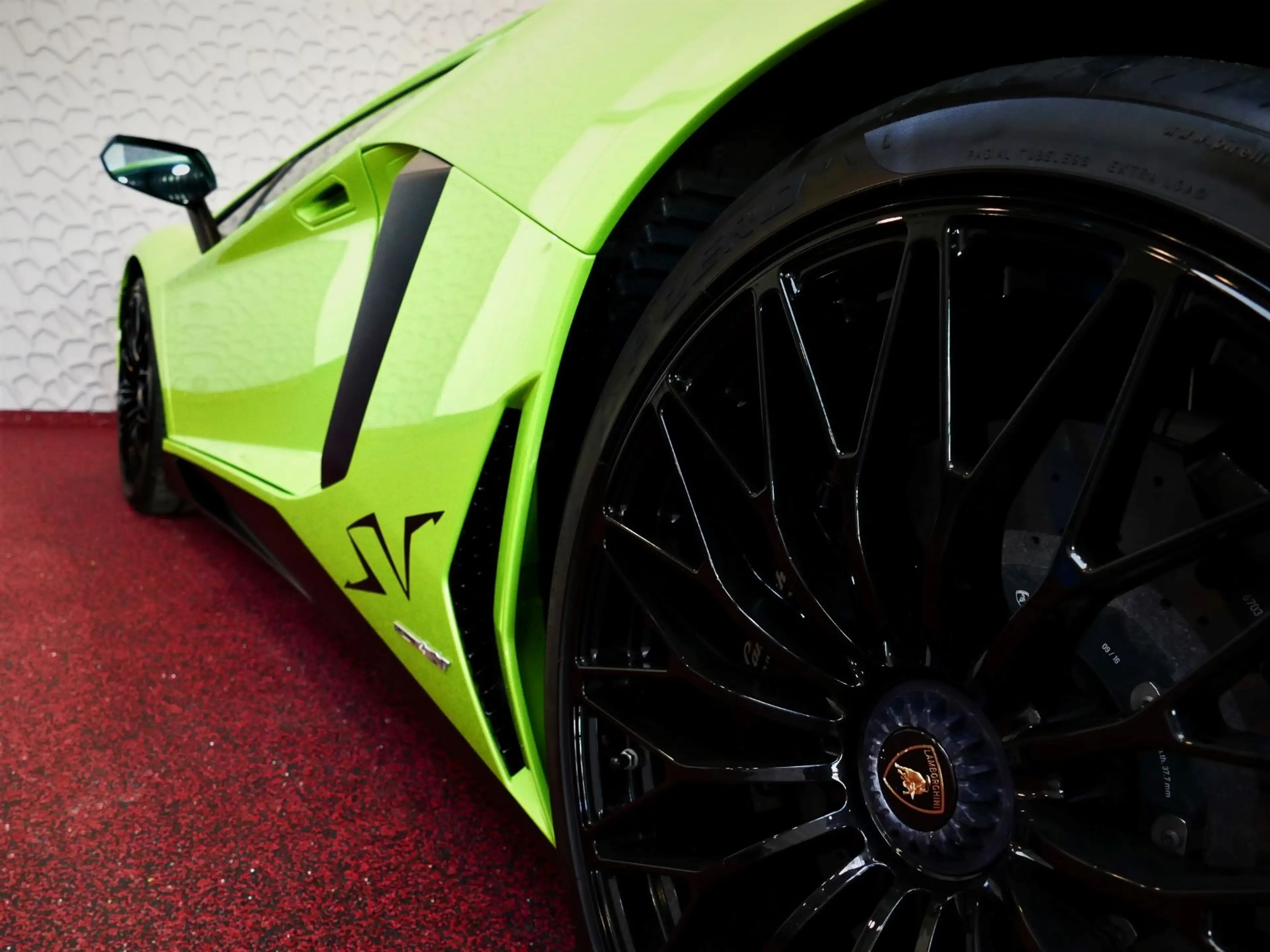 Lamborghini Aventador 6.5 V12 LP750-4 SV SUPERVELOCE VERDE ITHACA INKL. — photo 42