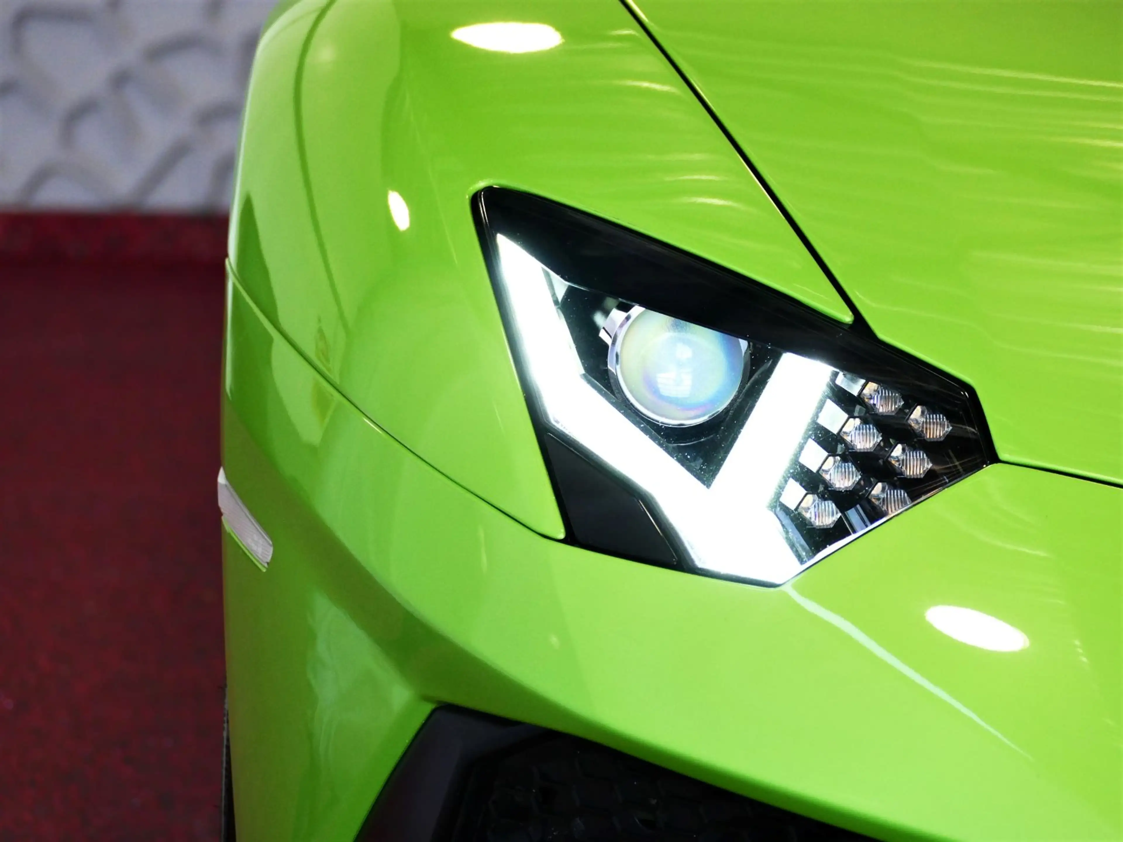 Lamborghini Aventador 6.5 V12 LP750-4 SV SUPERVELOCE VERDE ITHACA INKL. — photo 28