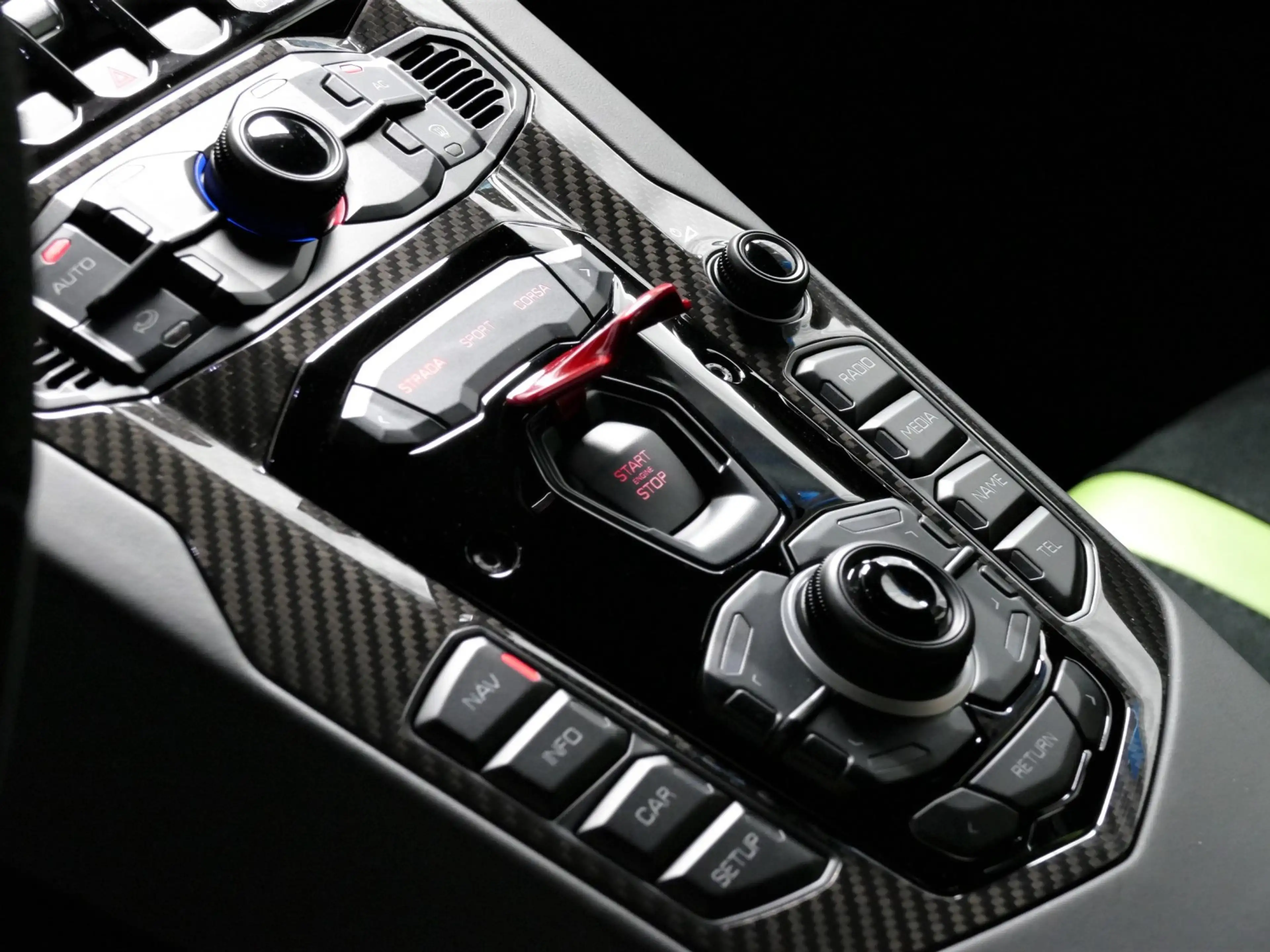 Lamborghini Aventador 6.5 V12 LP750-4 SV SUPERVELOCE VERDE ITHACA INKL. — photo 12
