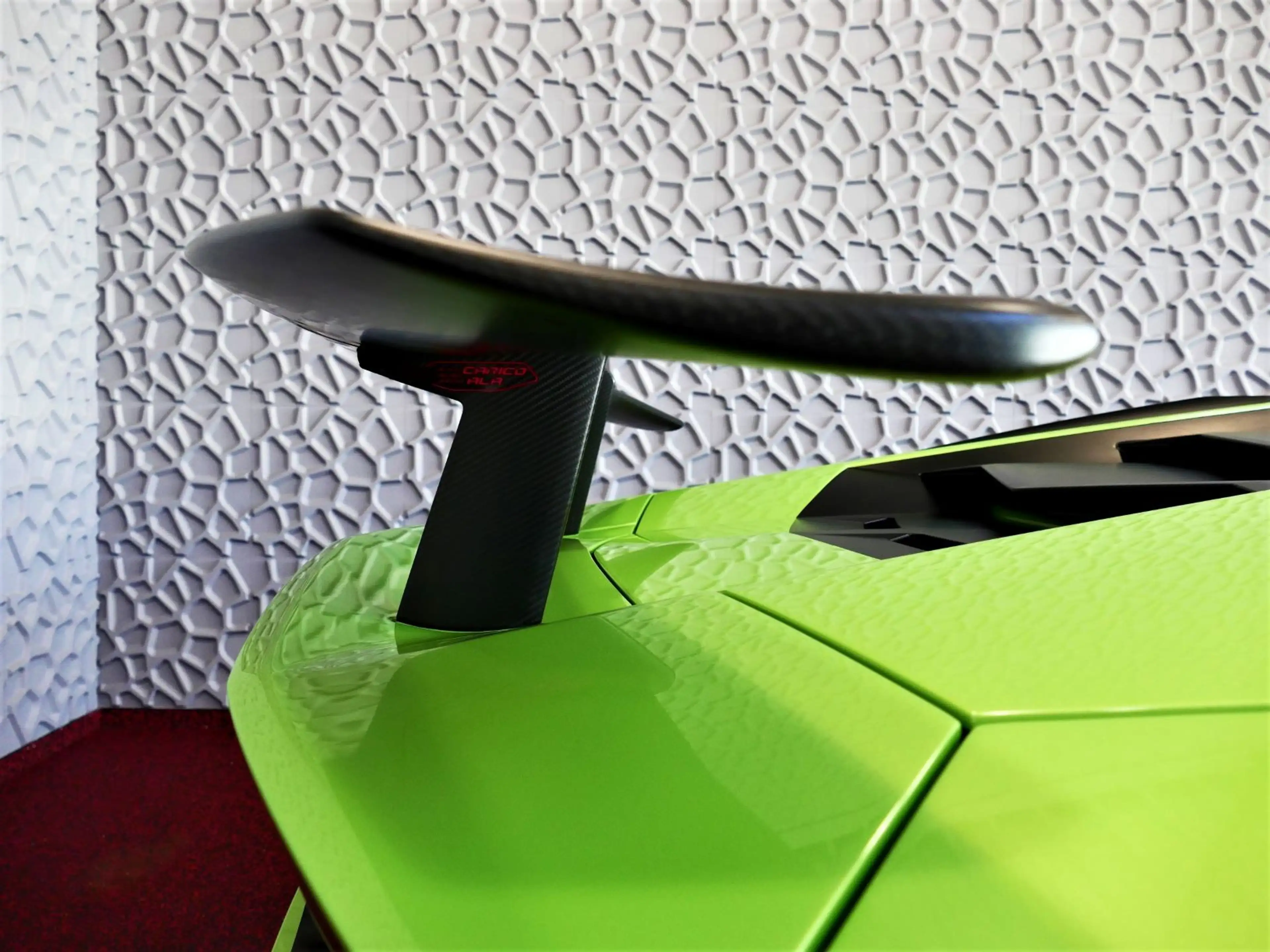 Lamborghini Aventador 6.5 V12 LP750-4 SV SUPERVELOCE VERDE ITHACA INKL. — photo 32