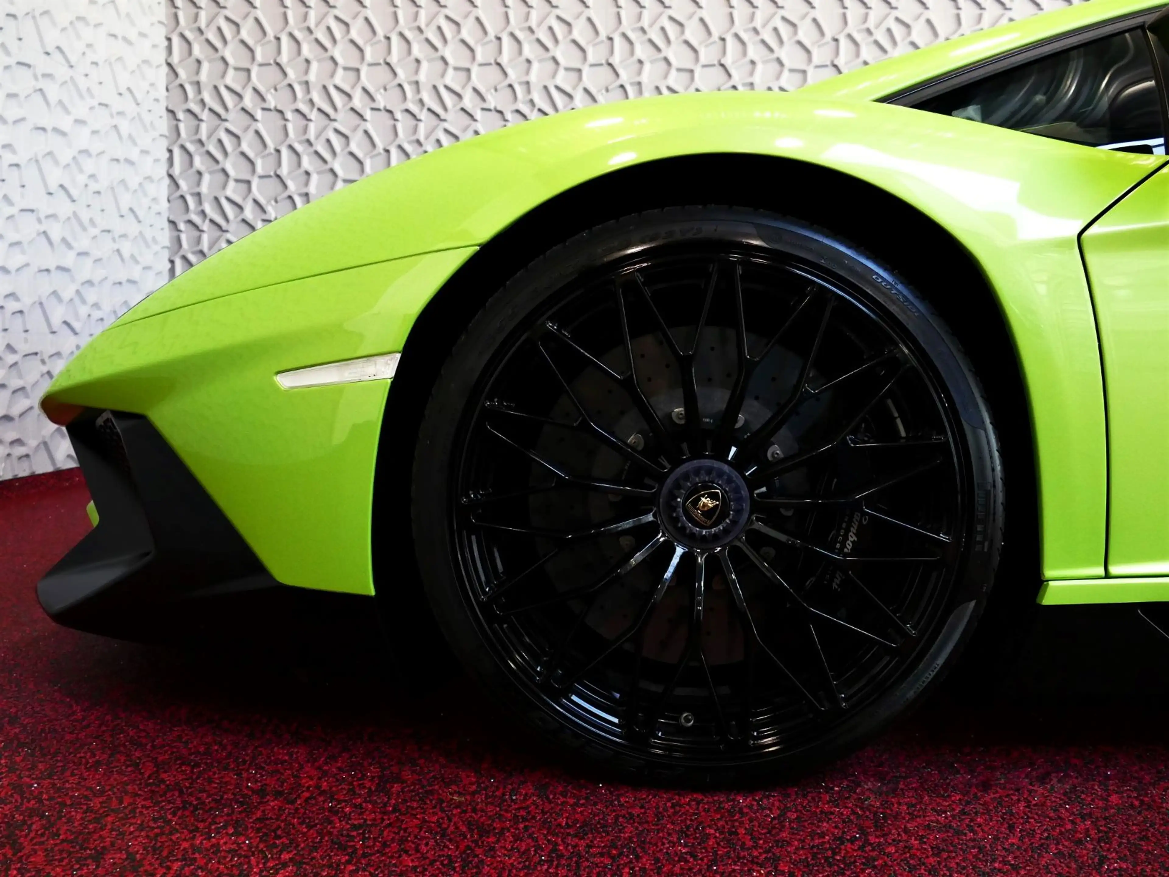 Lamborghini Aventador 6.5 V12 LP750-4 SV SUPERVELOCE VERDE ITHACA INKL. — photo 36