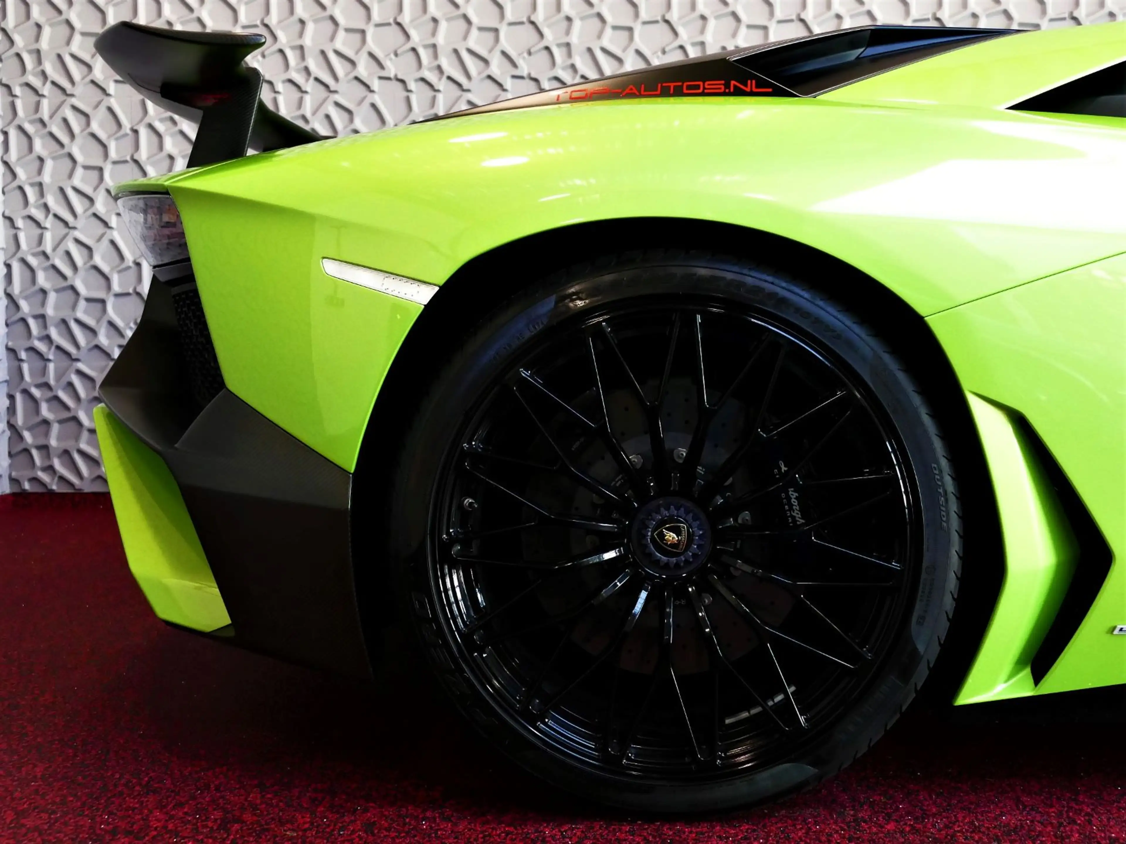 Lamborghini Aventador 6.5 V12 LP750-4 SV SUPERVELOCE VERDE ITHACA INKL. — photo 45