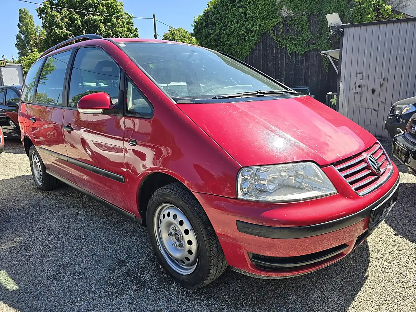 Volkswagen Sharan Economy TDI Rot - 1