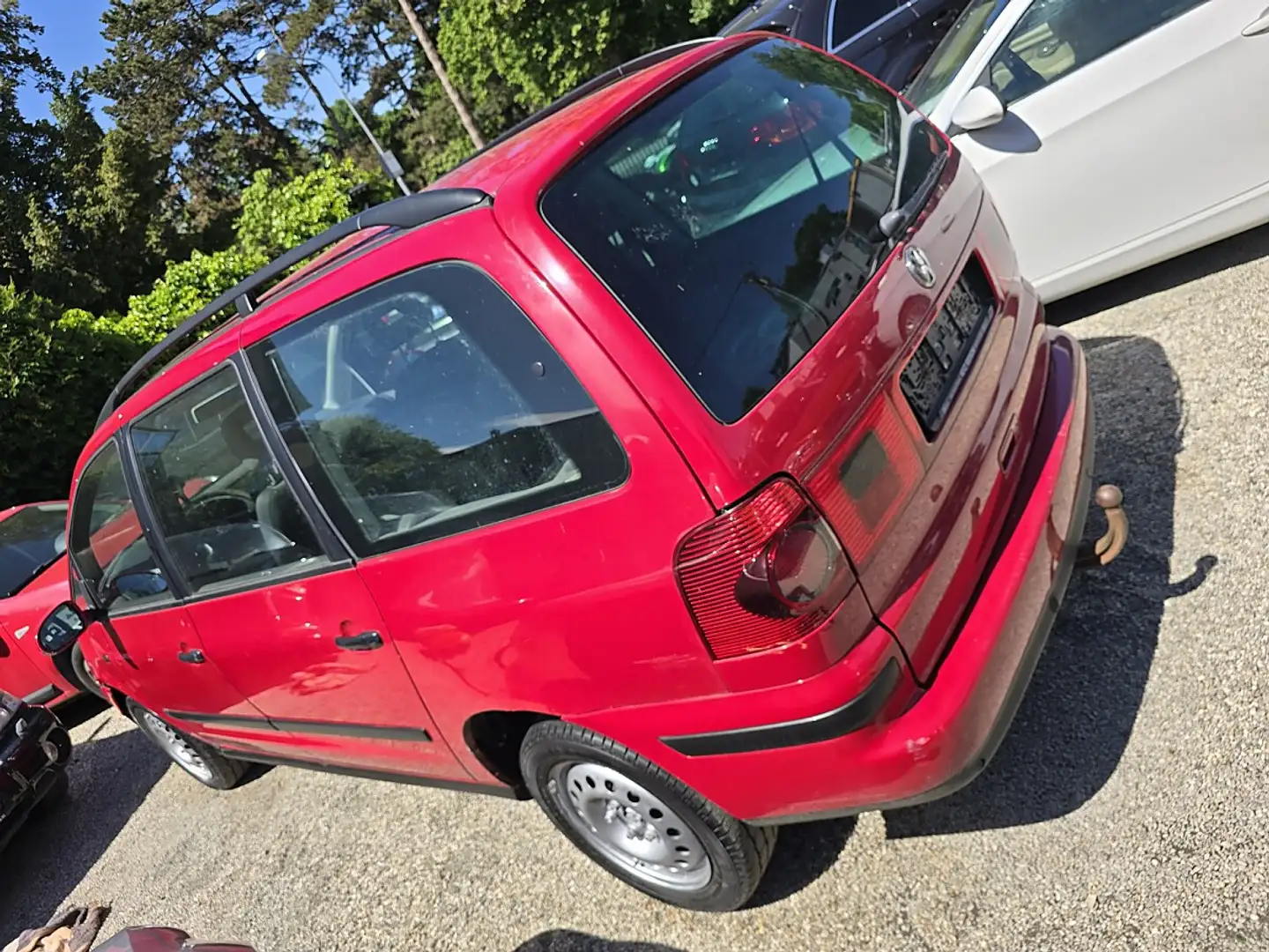 Volkswagen Sharan Economy TDI Rot - 2
