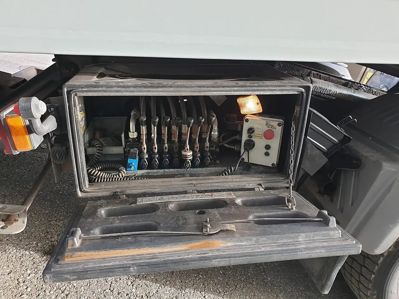 Mercedes-Benz Atego 1223L Abschleppwagen, foto 3