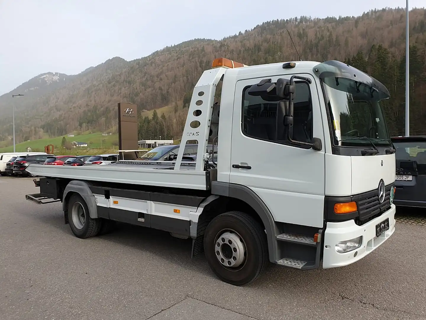 Mercedes-Benz Atego 1223L Abschleppwagen Weiß - 2
