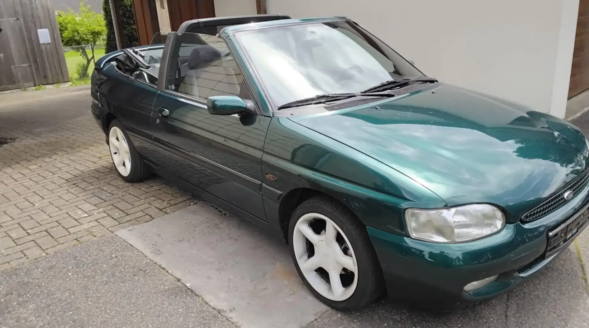 Ford Escort 16V XR3i - 1