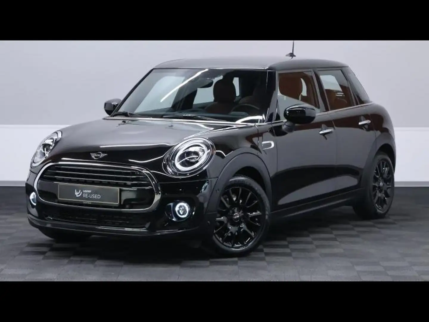 MINI Cooper Hatch 136cv Steptronic Zwart - 1