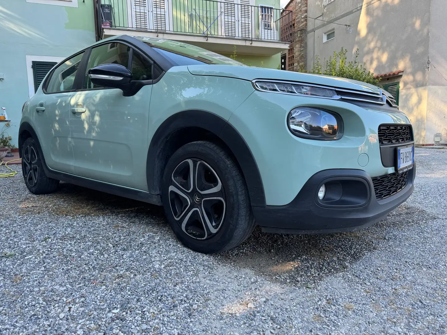 Citroen C3 C3 III 20171.2 puretech Feel 68cv my18 Zelená - 1