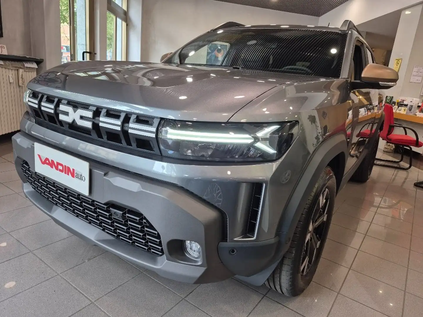 Dacia Duster 1.0 TURBO-GPL 100CV, 4X2, "EXTREME-UP", KM ZEROOO! Grau - 1