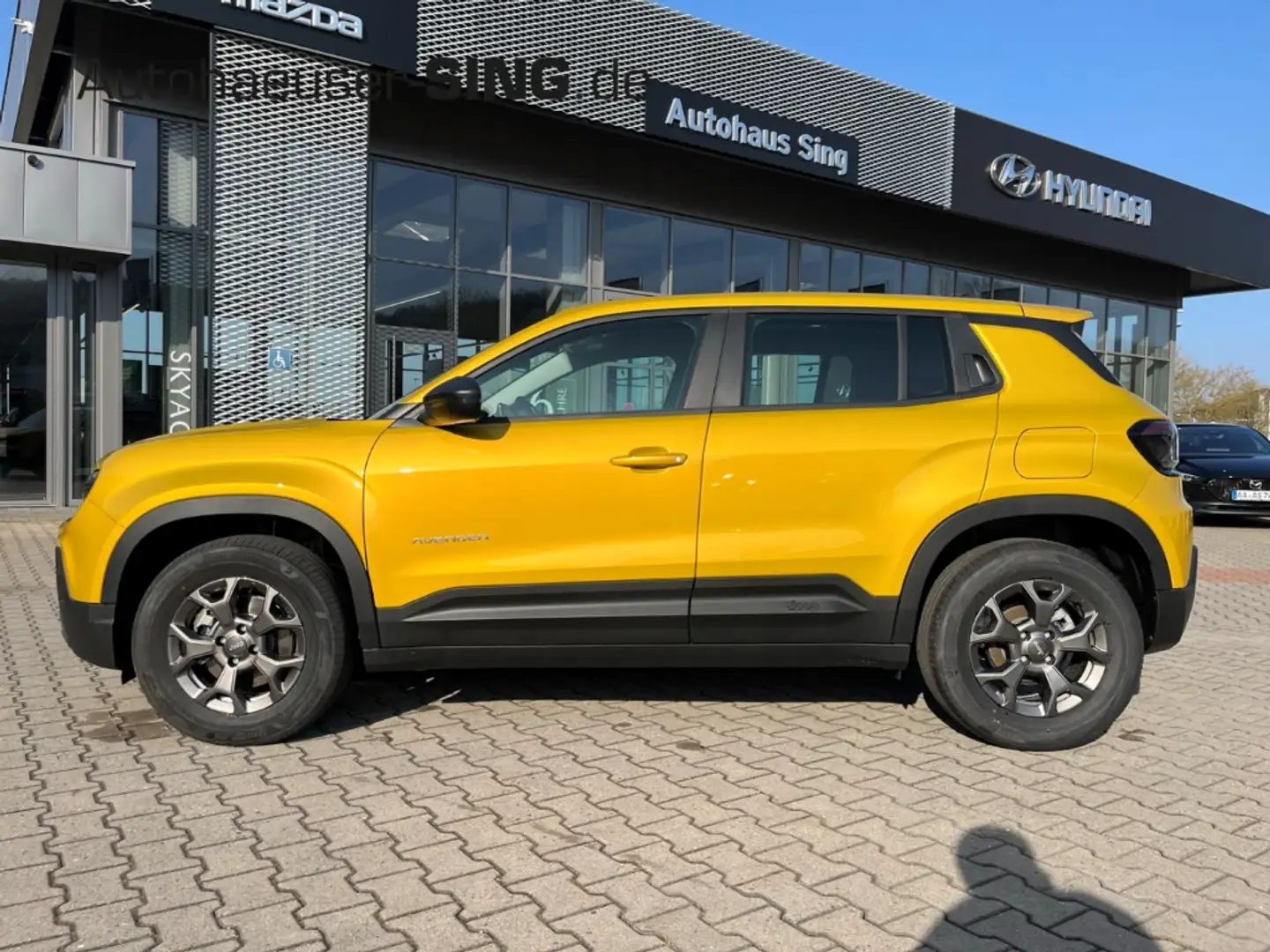 Jeep Avenger Longitude Automatik MHEV LED SHZ AC/AA Gelb - 2