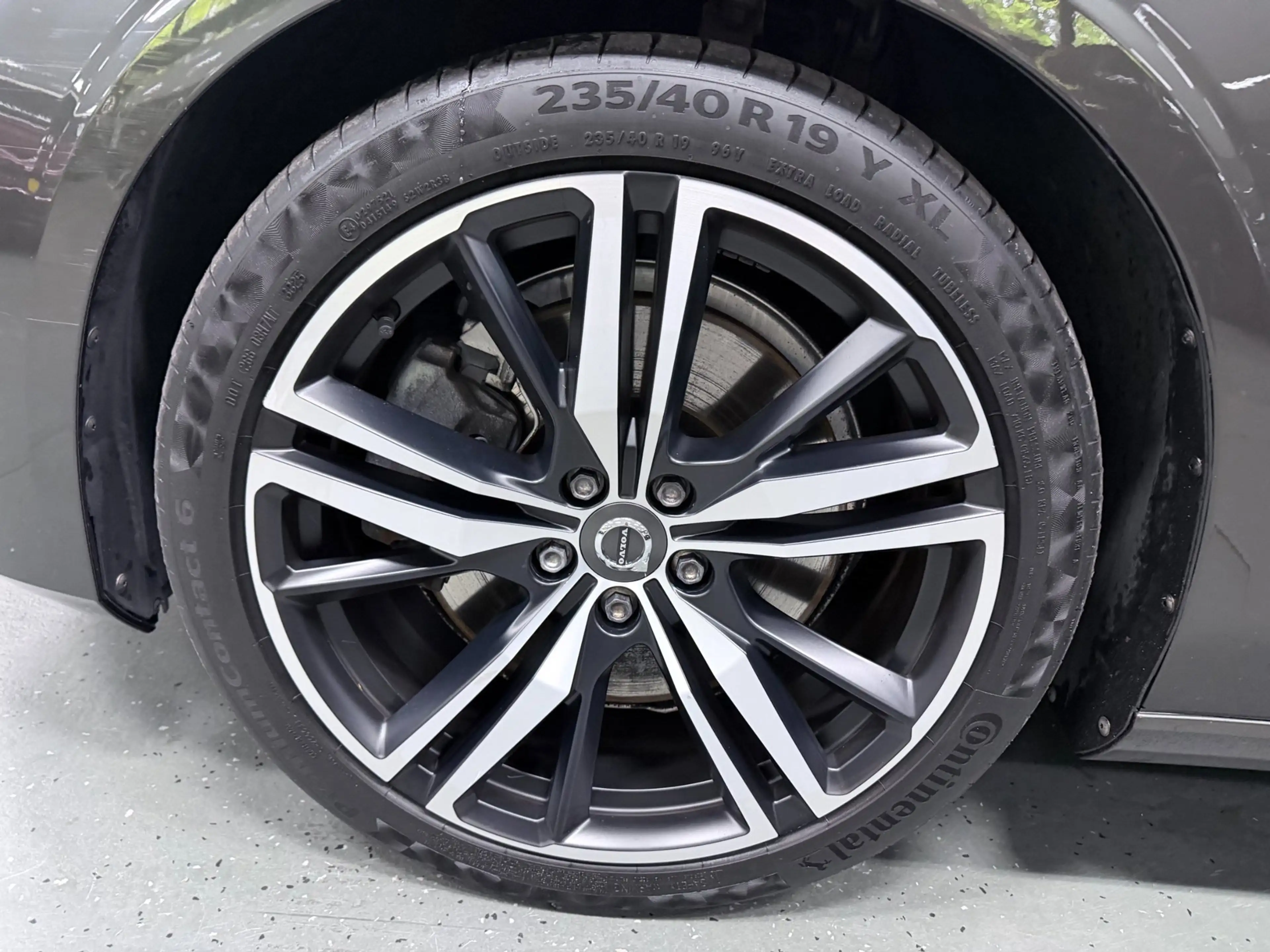 Volvo V60 2.0 T8 Recharge AWD R-Design PANO/MASSAGE+M-LEDER/ — photo 5