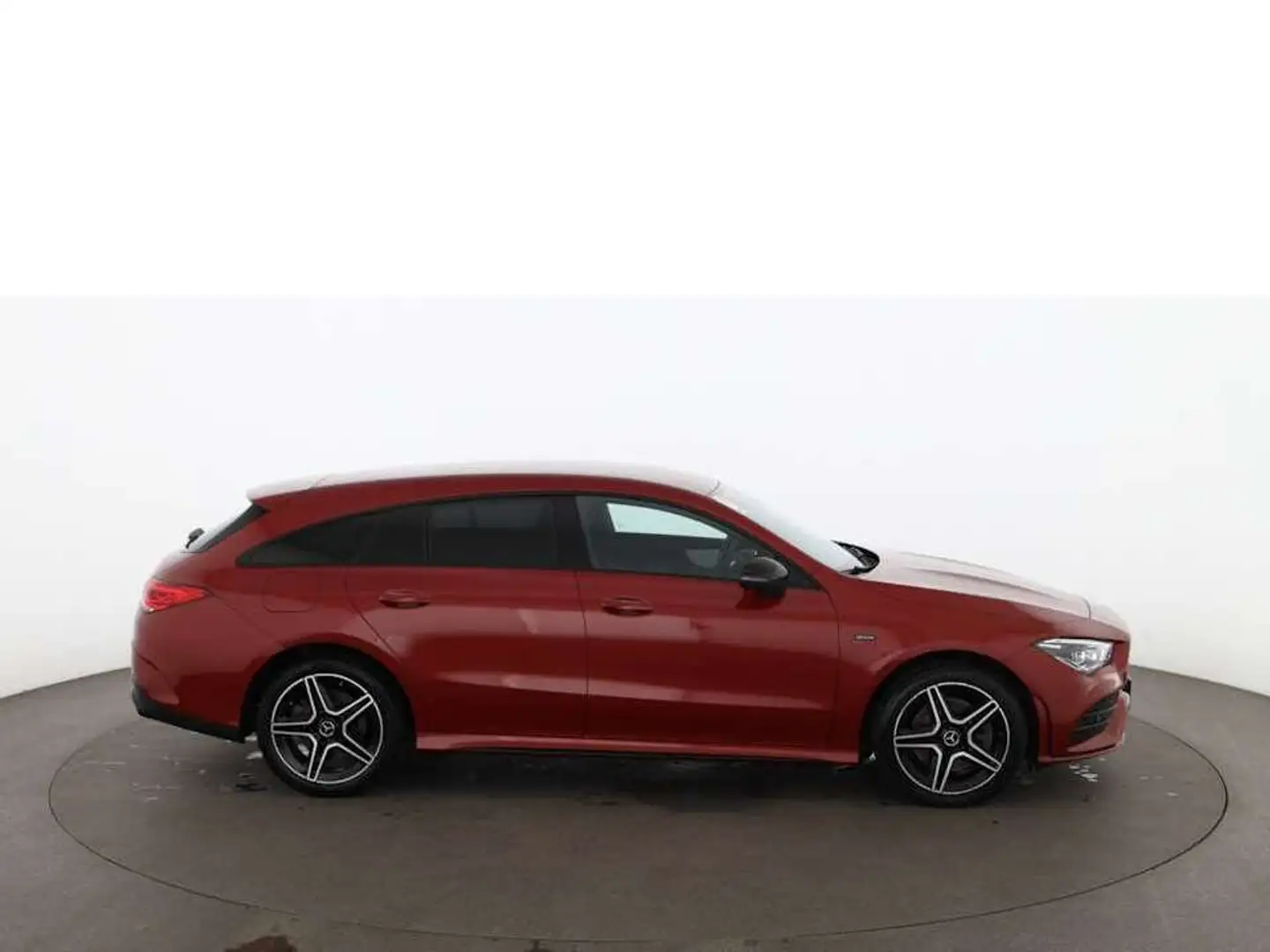 Mercedes-Benz CLA 250 e SB AMG Line Aut LED 360-CAM LEDER NAVI Rosso - 2