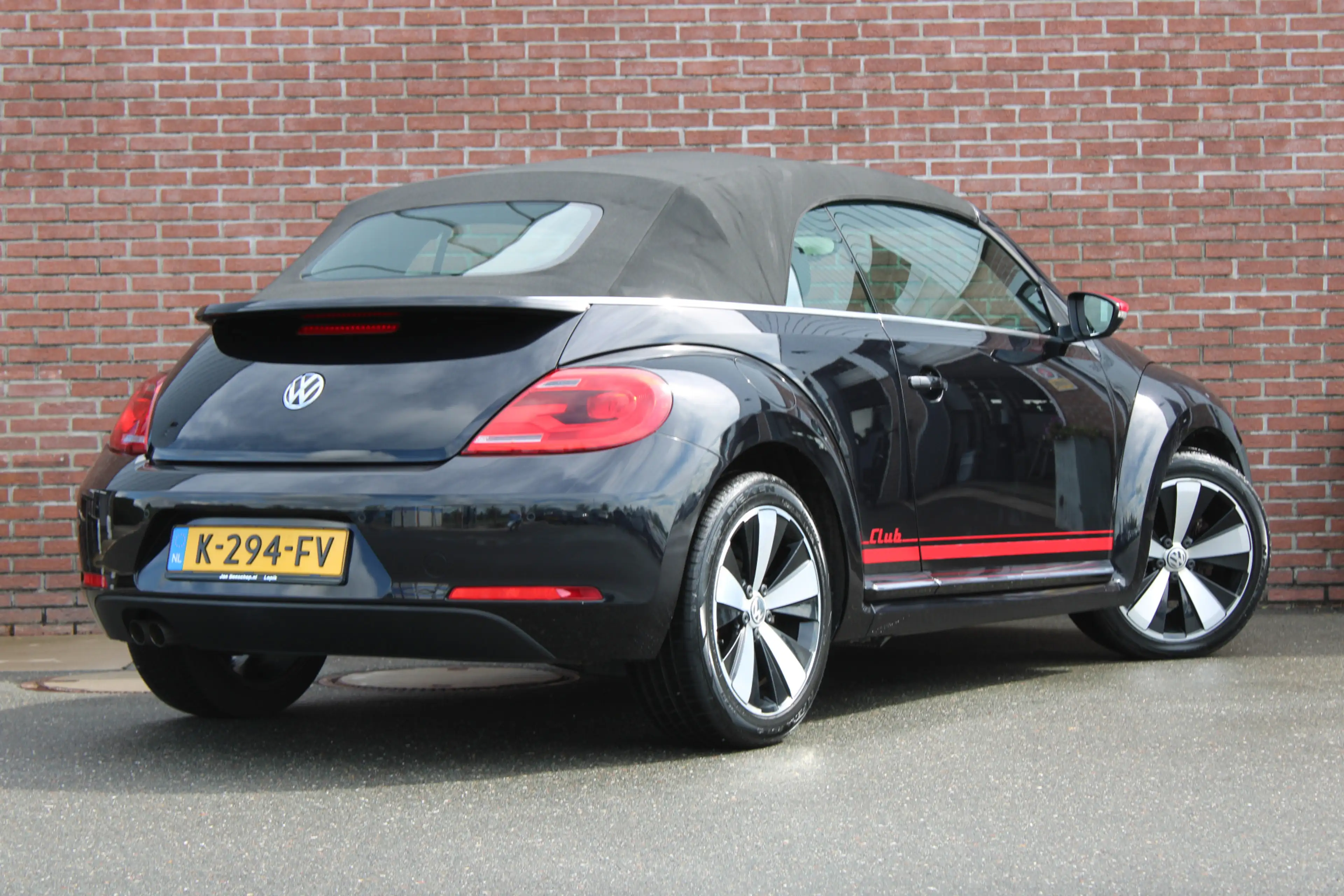 Volkswagen Beetle Cabriolet 1.4 TSI 150PK CLUB |CRUISE|18-INCH|NAVI| — photo 2
