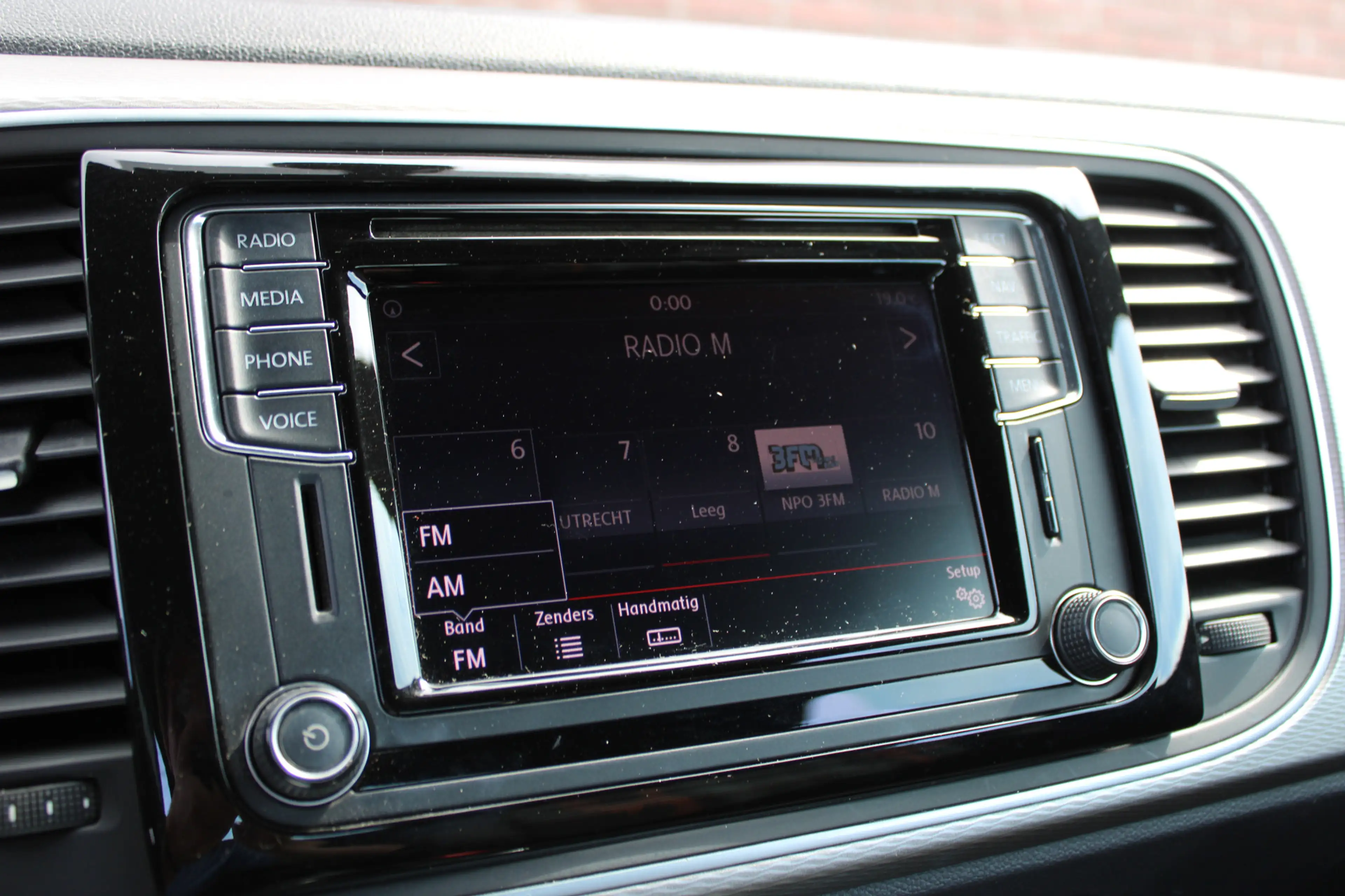 Volkswagen Beetle Cabriolet 1.4 TSI 150PK CLUB |CRUISE|18-INCH|NAVI| — photo 21