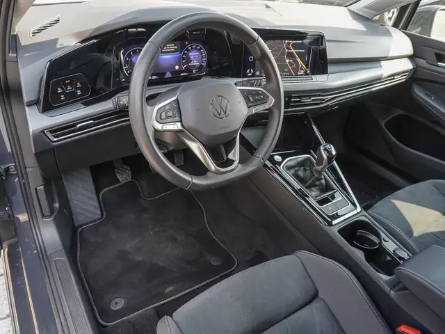 Volkswagen Golf view 9