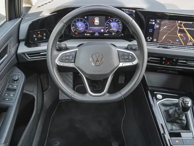 Volkswagen Golf view 11