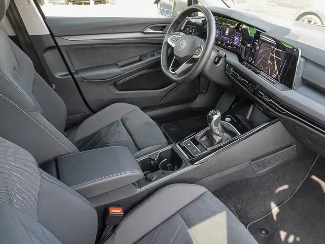 Volkswagen Golf view 8