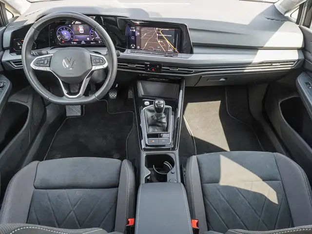 Volkswagen Golf view 10