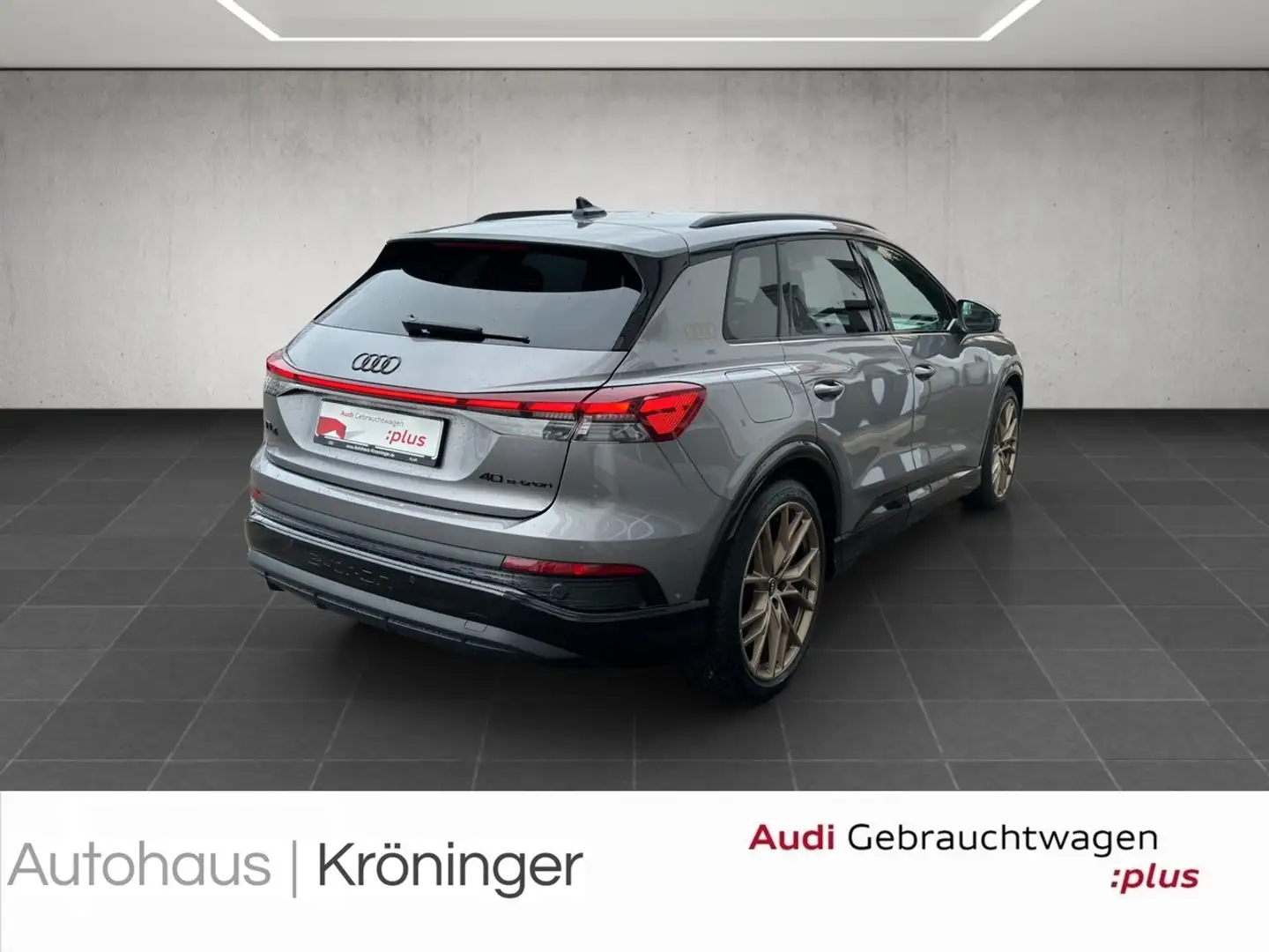 Audi 40 e-tron Sline AHK Matrix Leder Stand Grau - 2