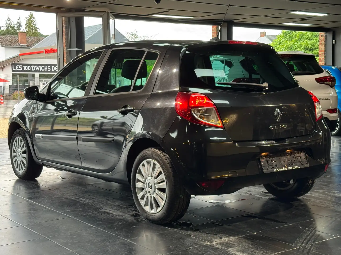Renault Clio 1.6i Exception BOITE AUTOMATIQUE*CLIM*GARANTIE Noir - 2