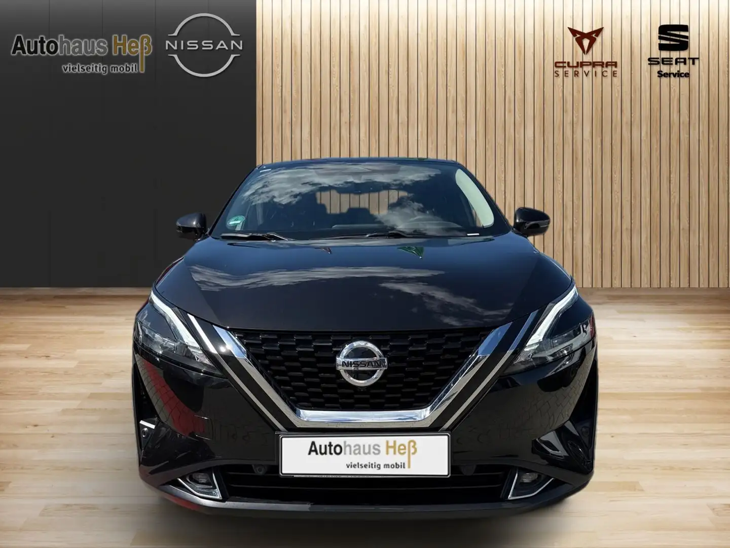 Nissan Qashqai 1.3 DIG-T N-Connecta *SHZ*Navi*Kamera* Negro - 2