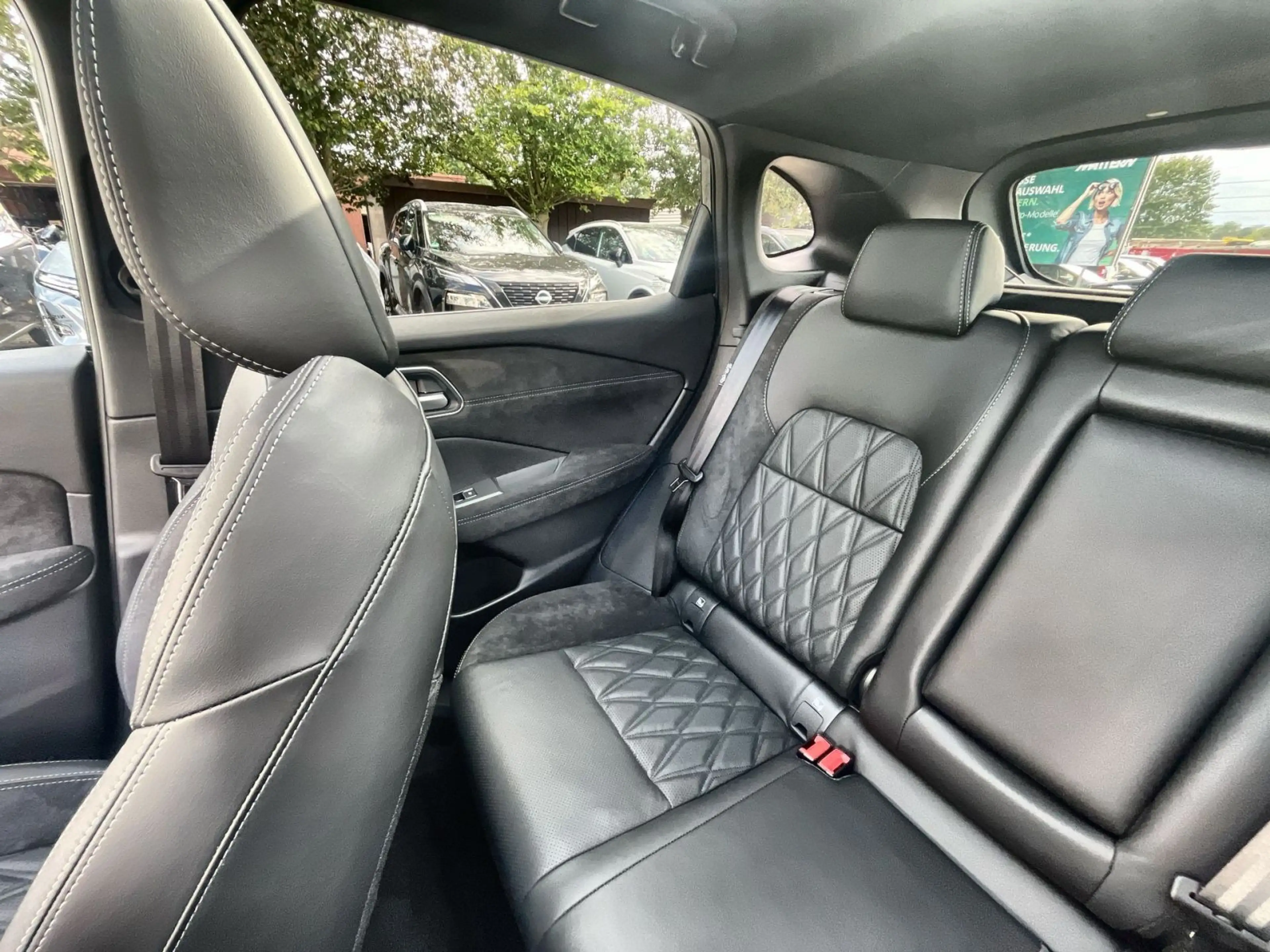 Nissan Qashqai 1.3 DIG-T MHEV Tekna Premium Paket — photo 12