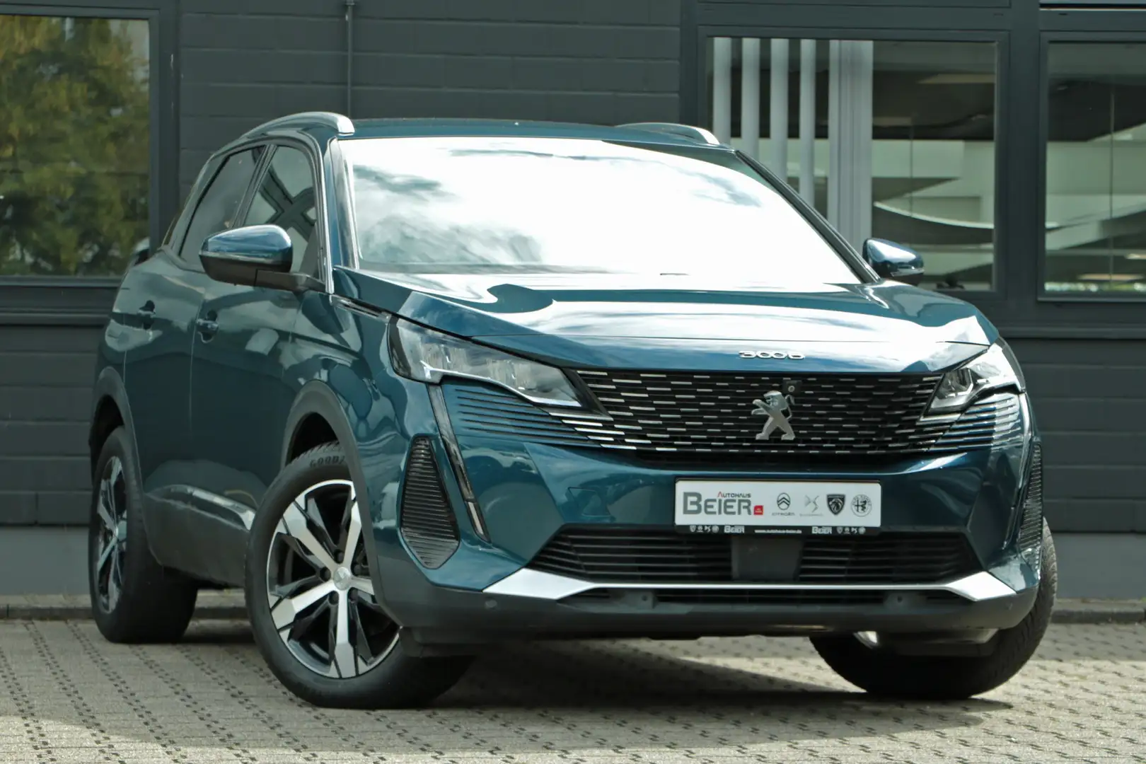 Peugeot 3008 PureTech 130 Allure ACC/ Sitzh./ Kam Blau - 2