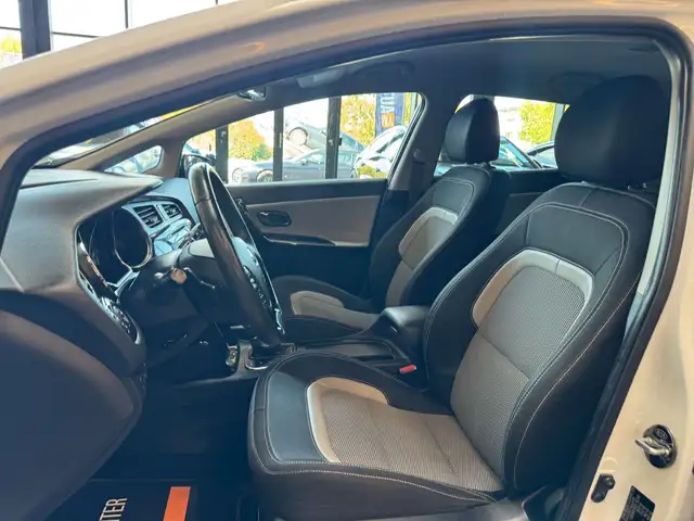 Kia Ceed view 10