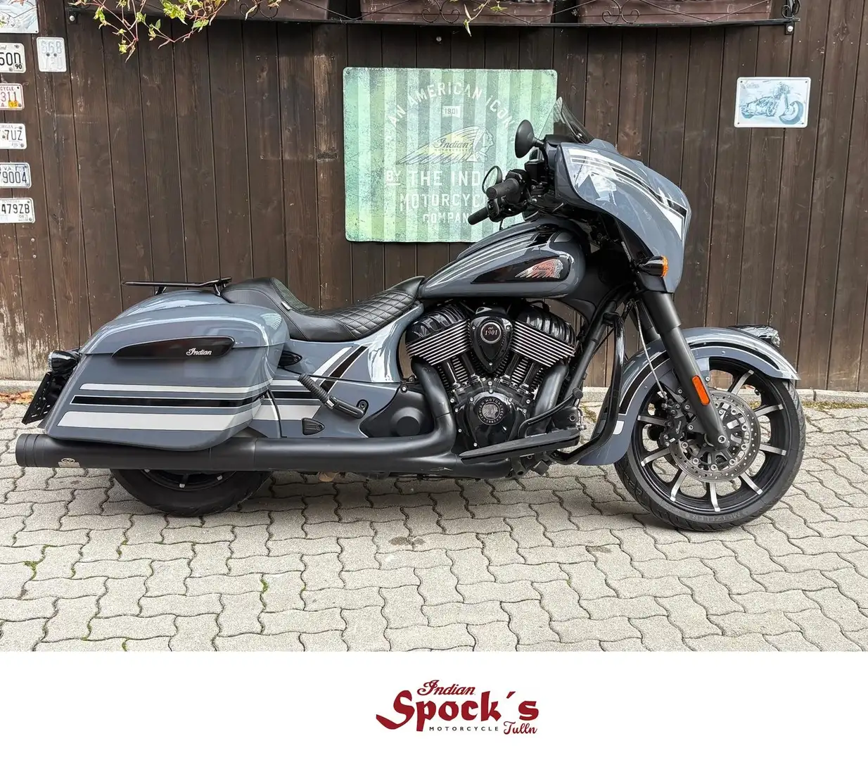 Indian Chieftain Icon Gris - 1